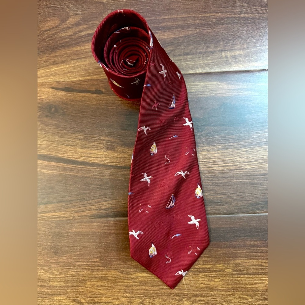 🌿END of SEASON SALE🌿BROOKS BROTHERS Elegant Red Tie with Nautical Design